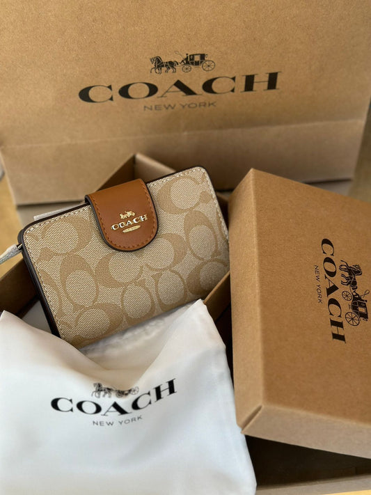 Coach | Women Wallet